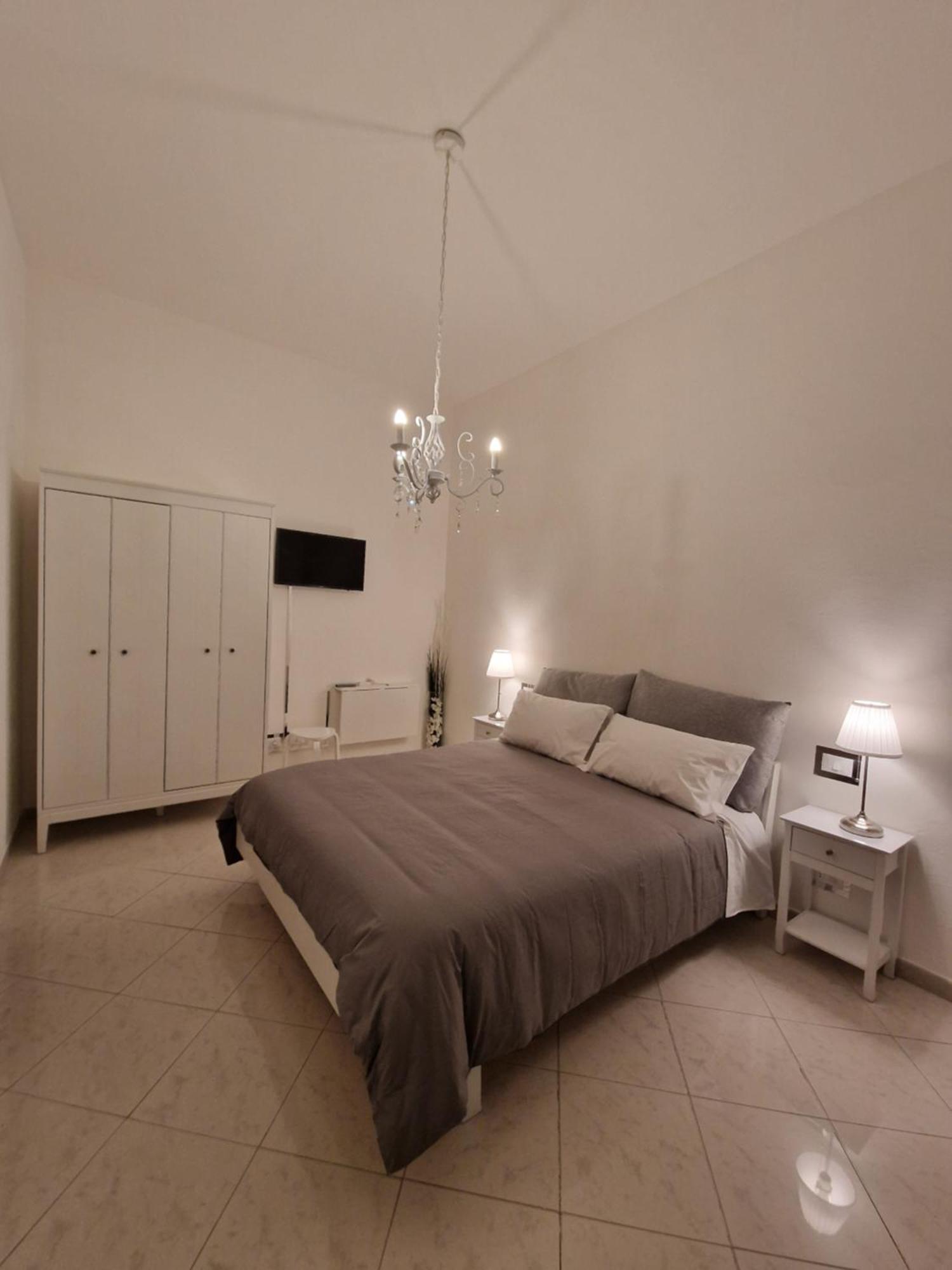 Appartamento Cinzia'S House Of Mirrors Pisa Esterno foto